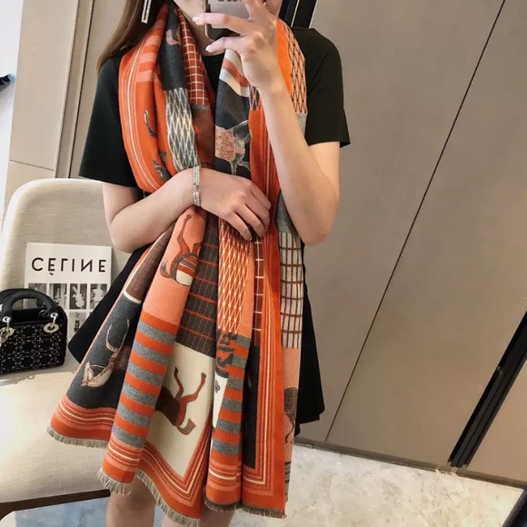 Reversible New Western Horse Scarf Shawl Pashmina Blanket Wrap - Picture 4 of 14